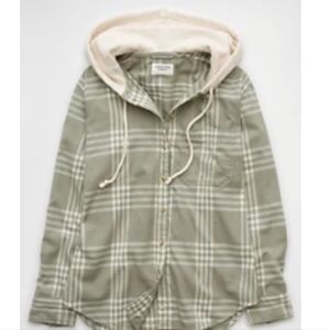 American Eagle Plaid Shirt in Green and White
